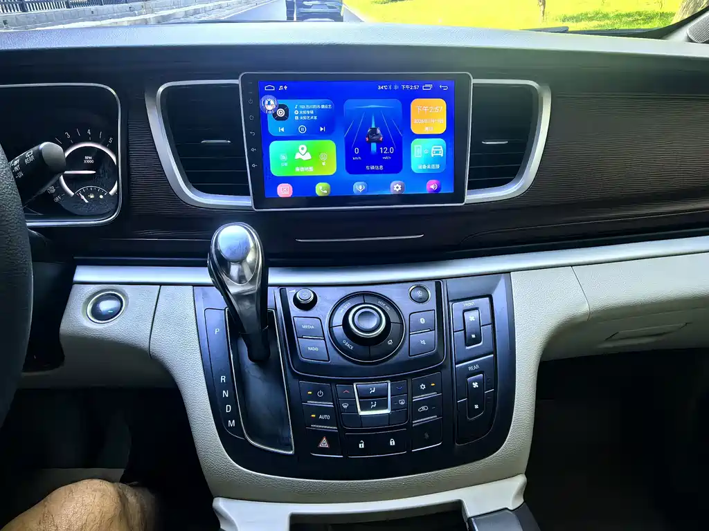 Buick GL8 — миниатюра 19