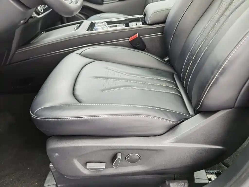 Ford Edge — миниатюра 20
