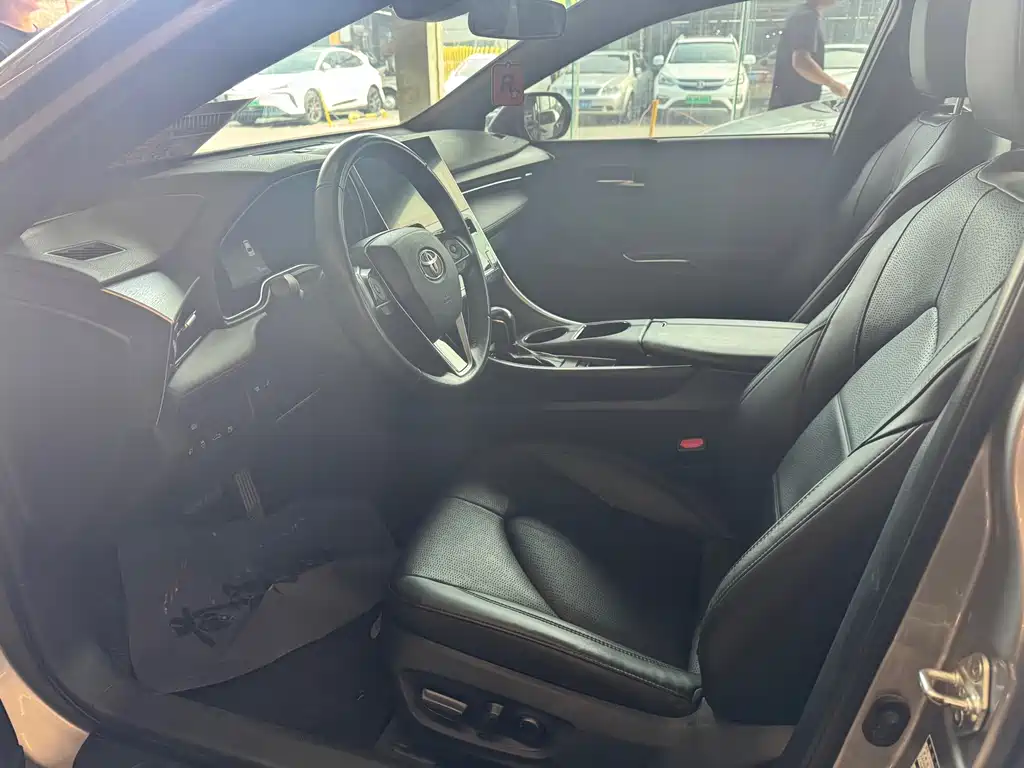Toyota Avalon — миниатюра 5