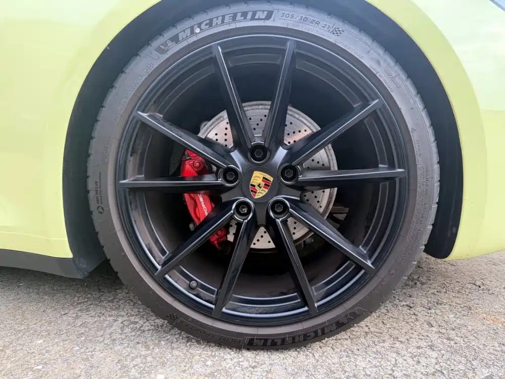 Porsche 911 2023 Carrera 3.0T