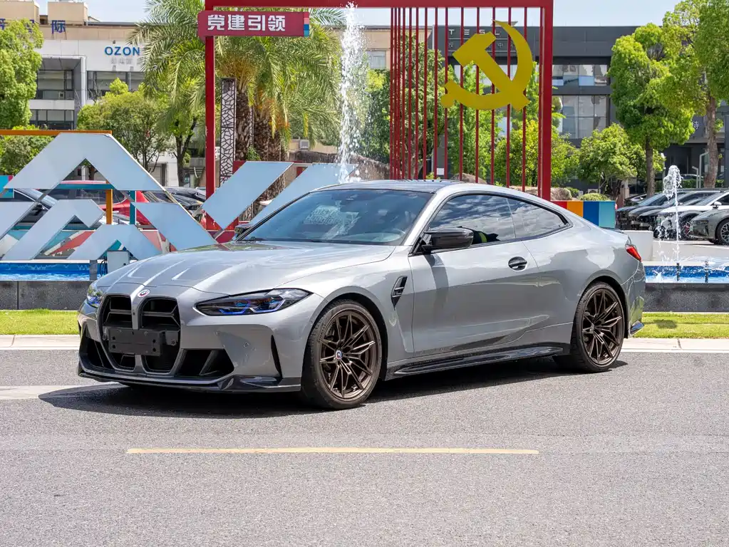 BMW M4 2023