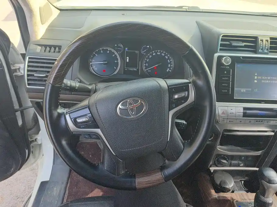 Toyota Prado — миниатюра 15