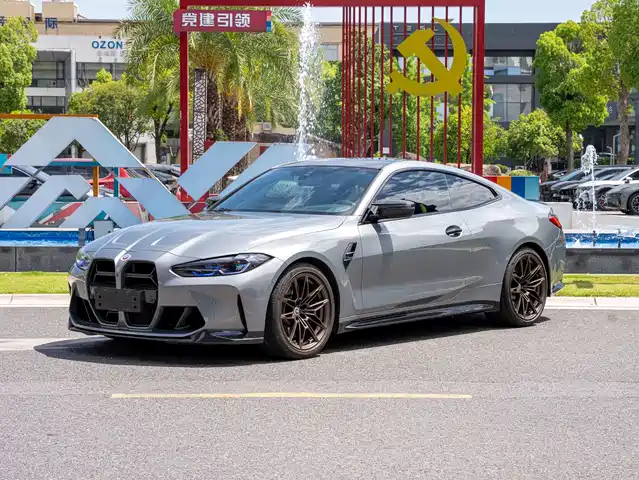 BMW M4