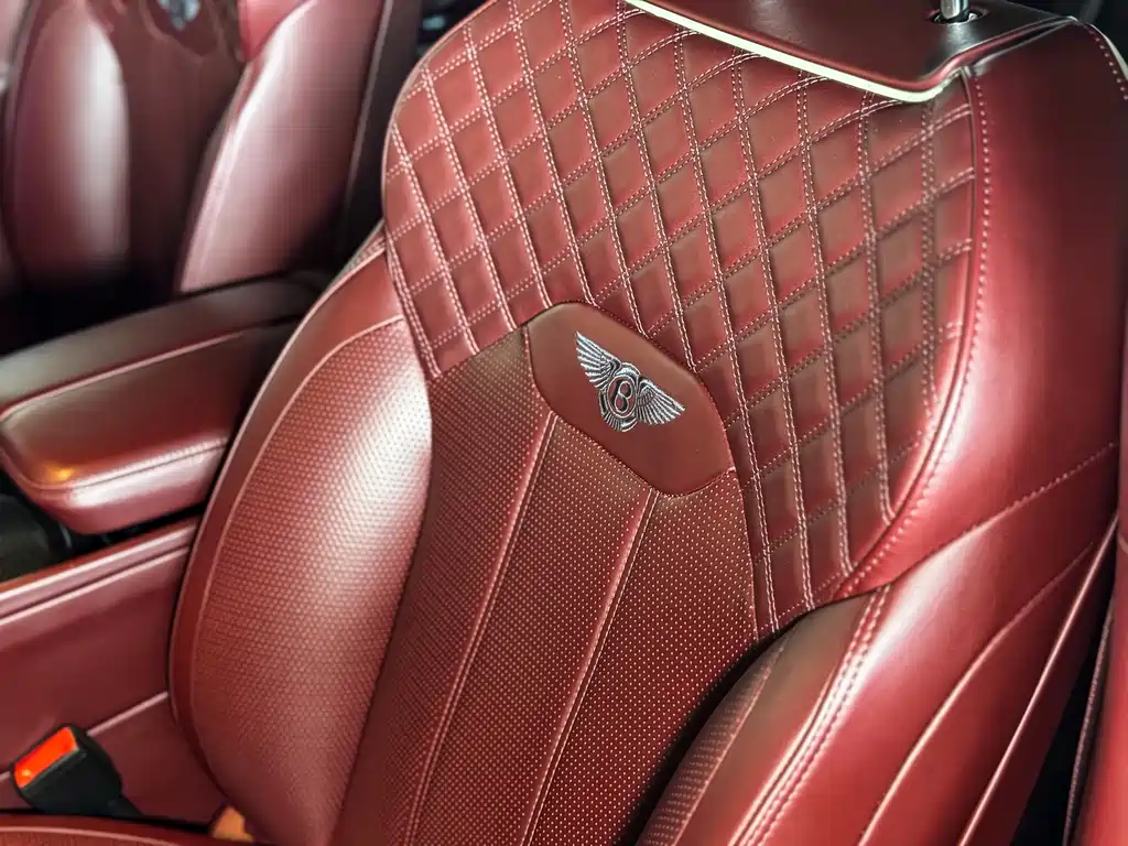 Bentley Bentayga — миниатюра 11