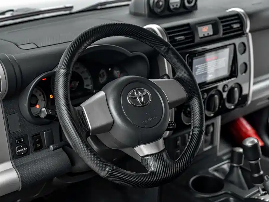 Toyota FJ Cruiser — миниатюра 15