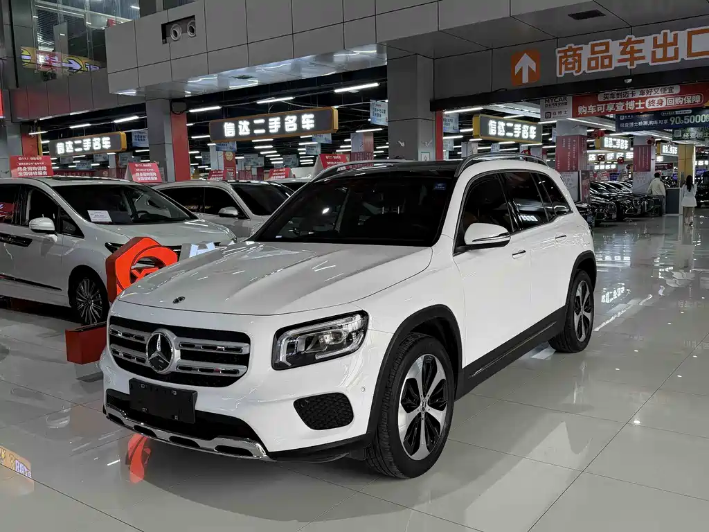 Mercedes-Benz GLB 2023