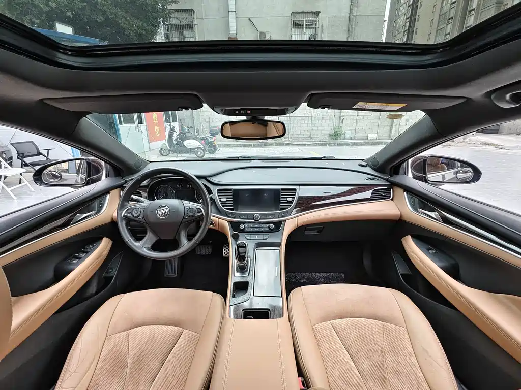 Buick LaCrosse — миниатюра 6
