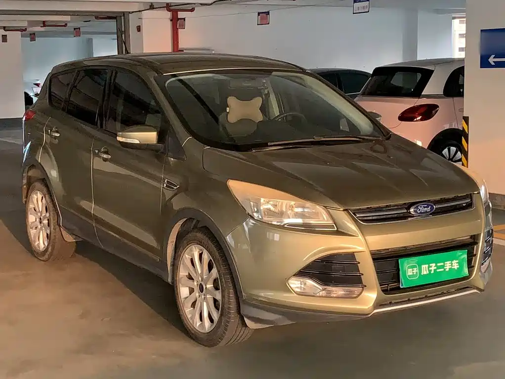 Ford Kuga — миниатюра 25