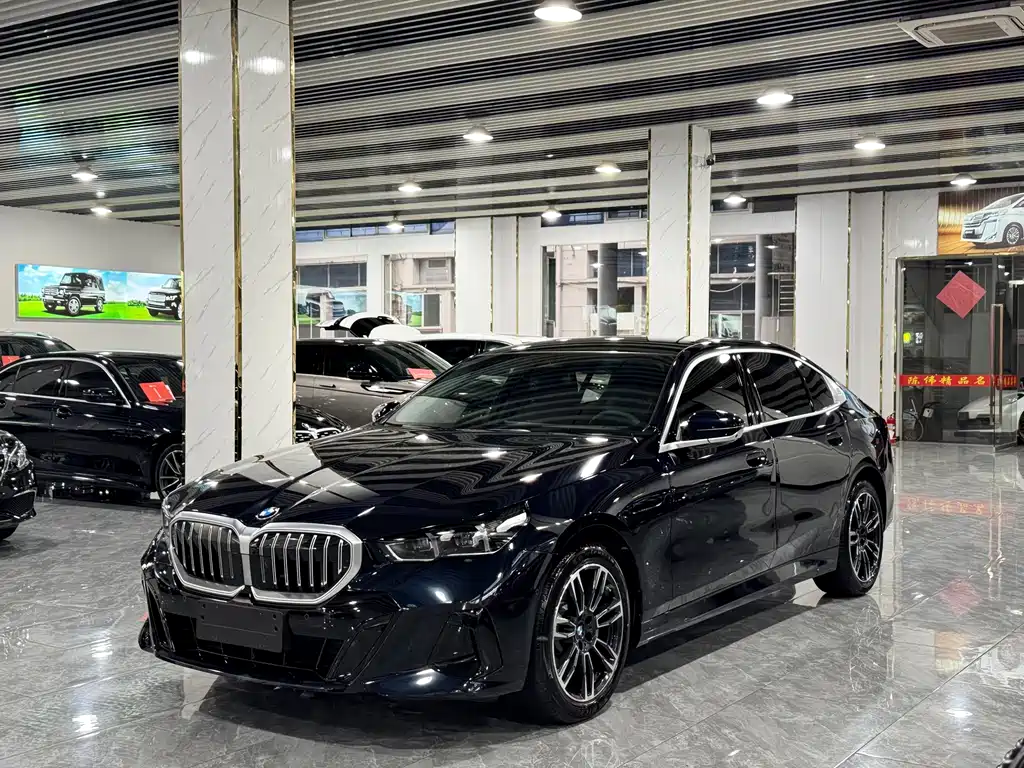 BMW 5 Series 2026