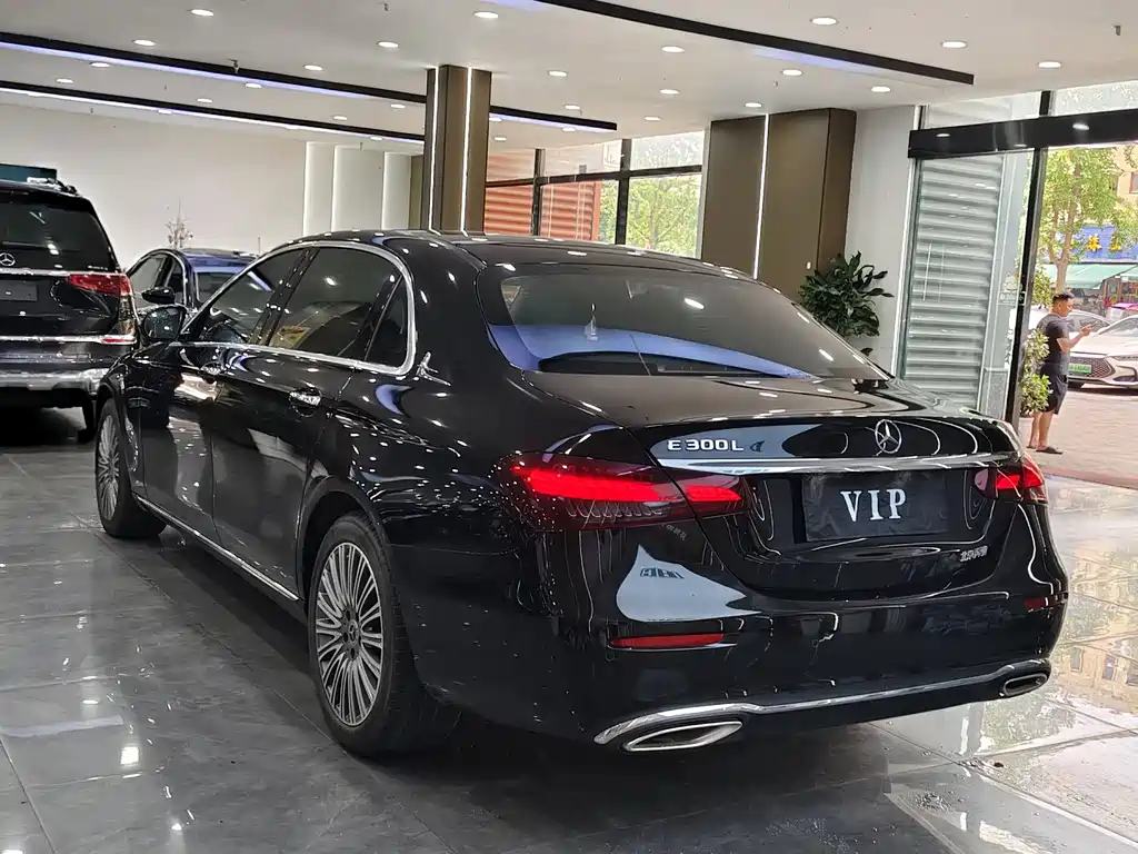 Mercedes-Benz E-Class E 2022 E 300 L Luxury