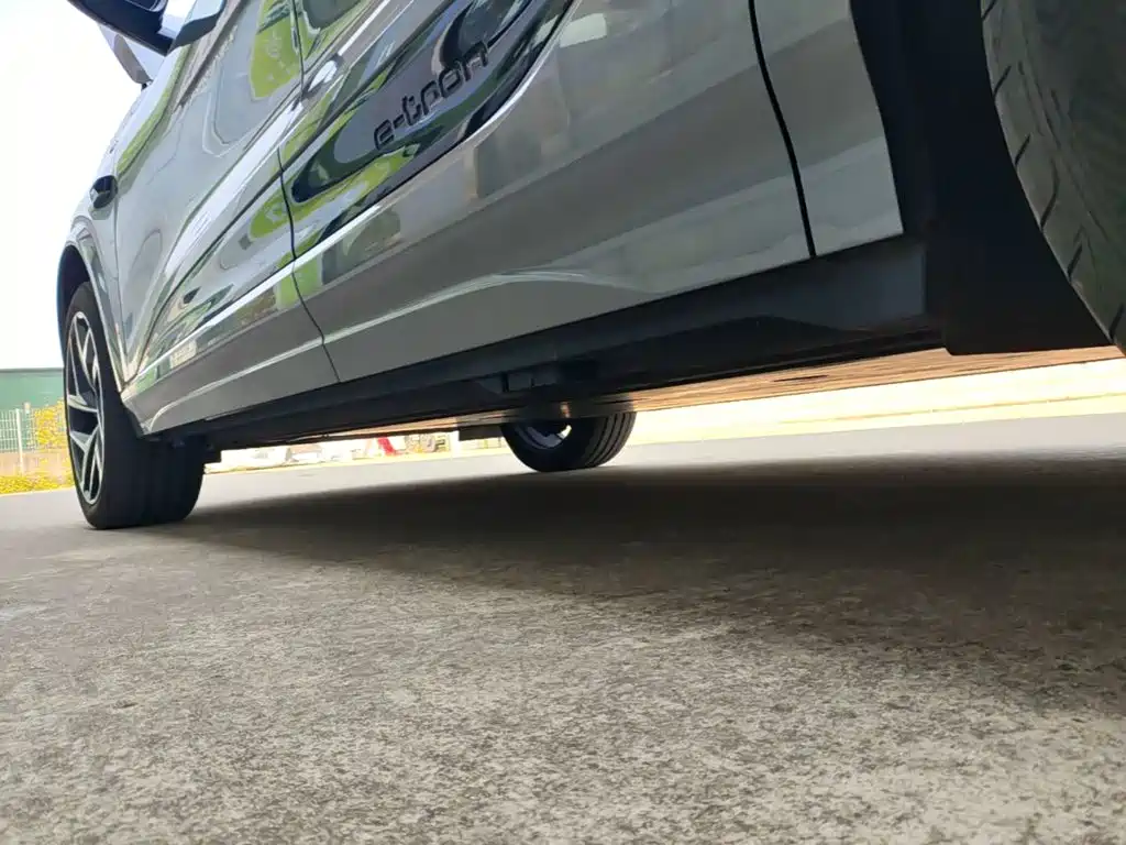 Audi Q6L e-tron — миниатюра 22