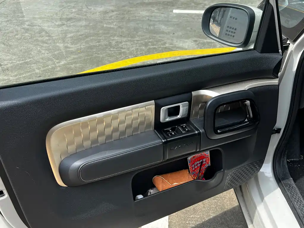 Baojun KiWi EV — миниатюра 9