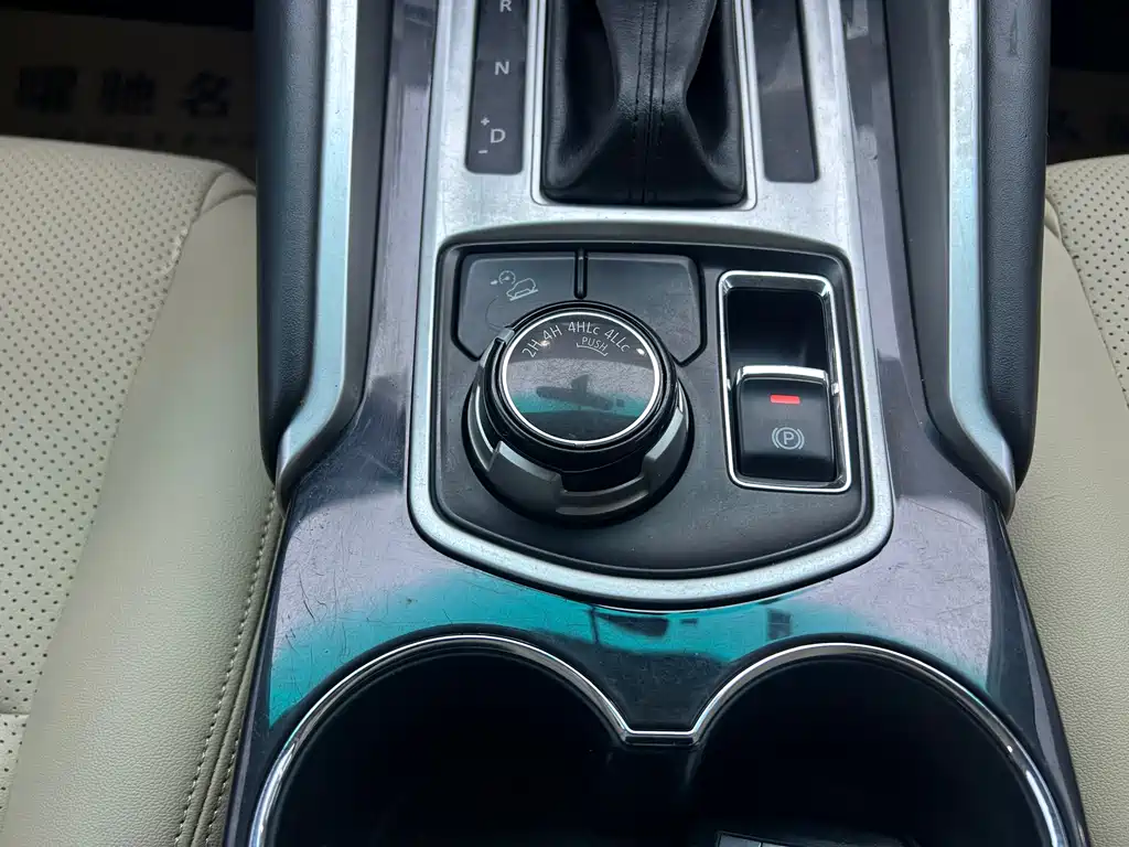 MITSUBISHI PAJERO JINCHANG