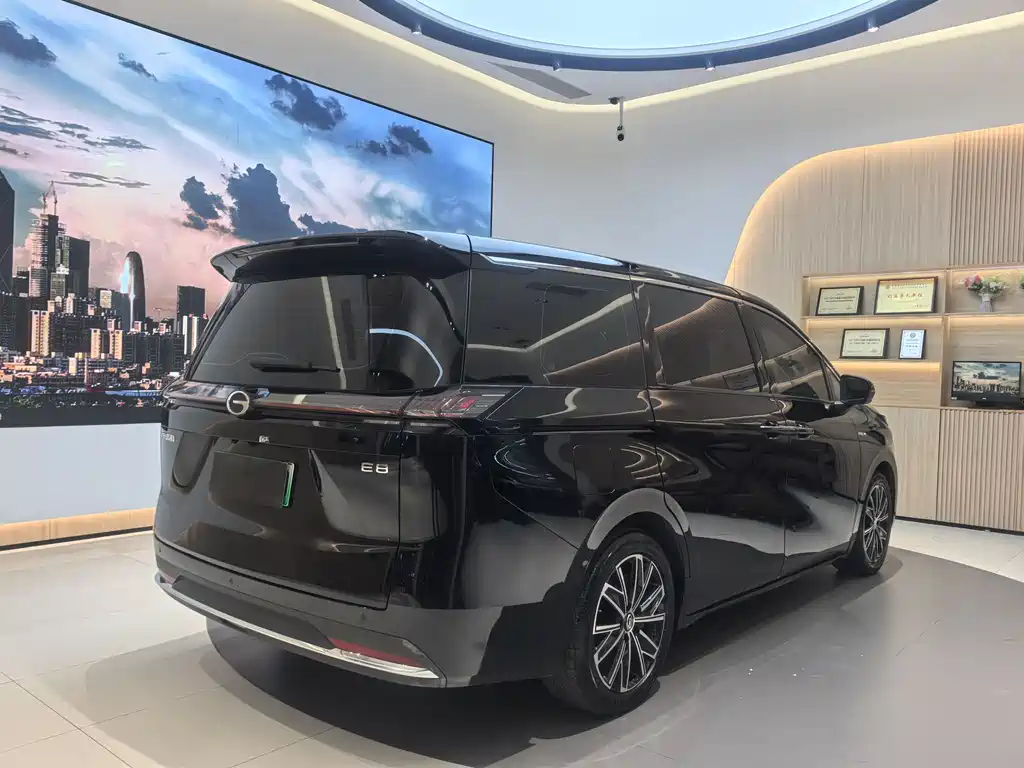 GAC TRUMPCHI E8 NEW ENERGY