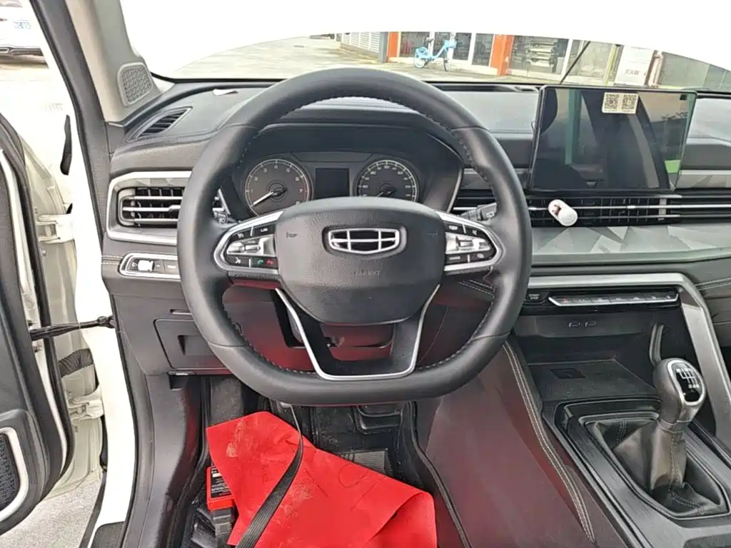Geely Vision X6 — миниатюра 11