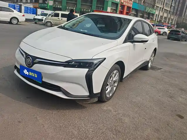 BUICK SLIGHTLY BLUE 6 2024