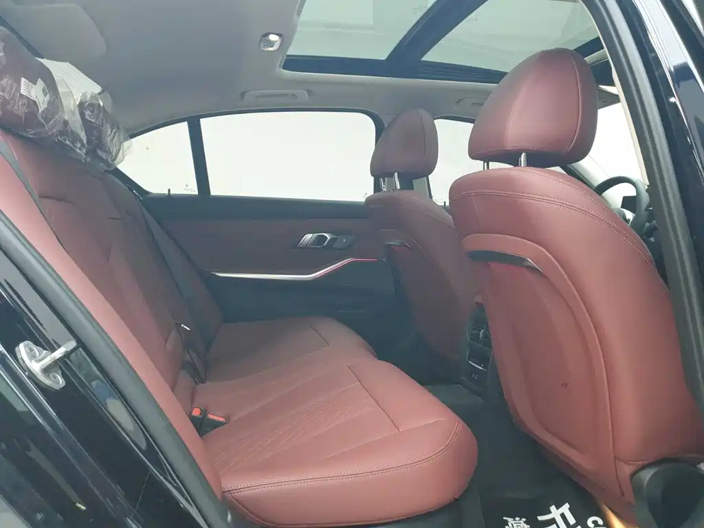 BMW 3 Series — миниатюра 18