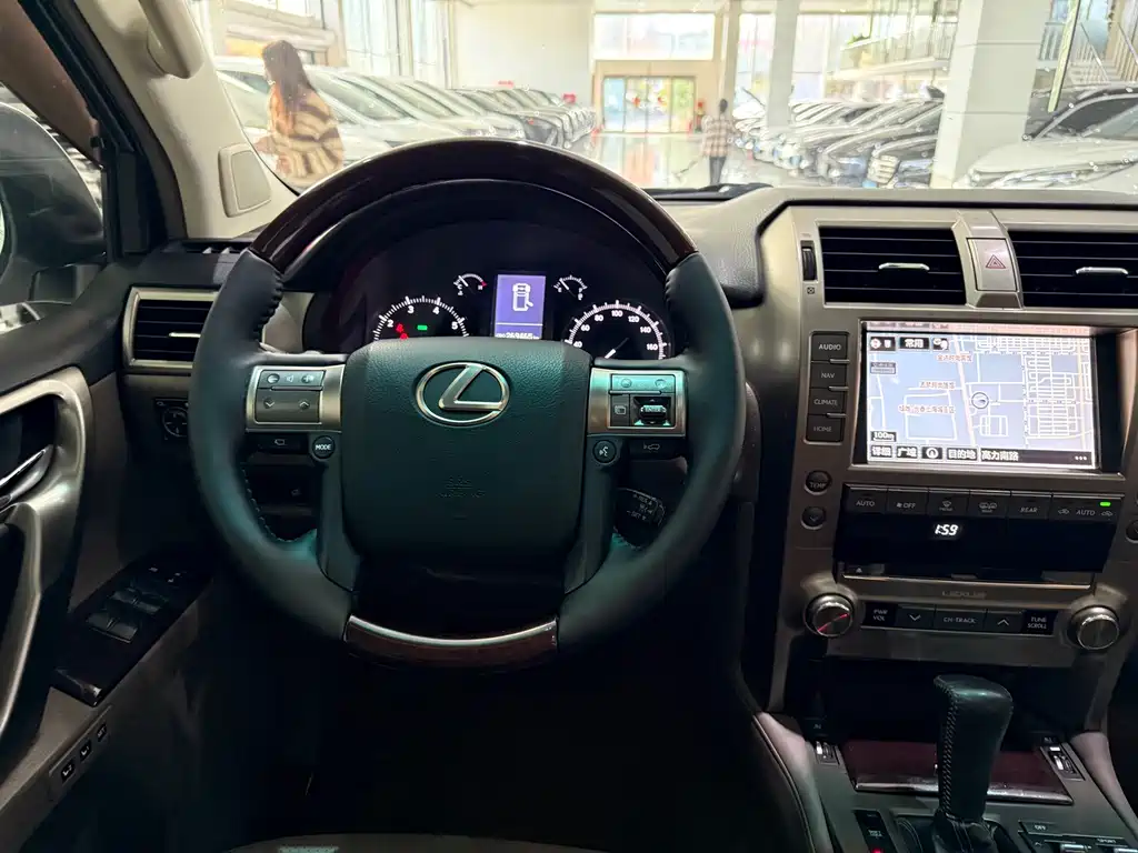 Lexus GX — миниатюра 14