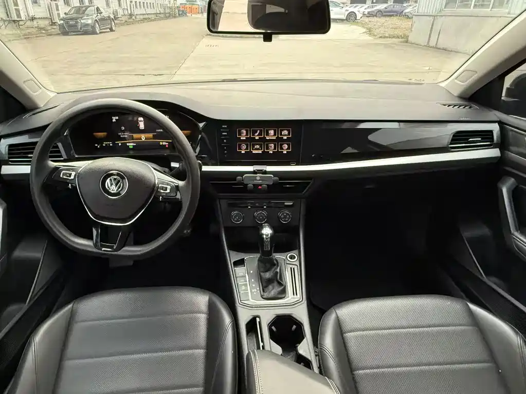 Volkswagen Lavida — миниатюра 7