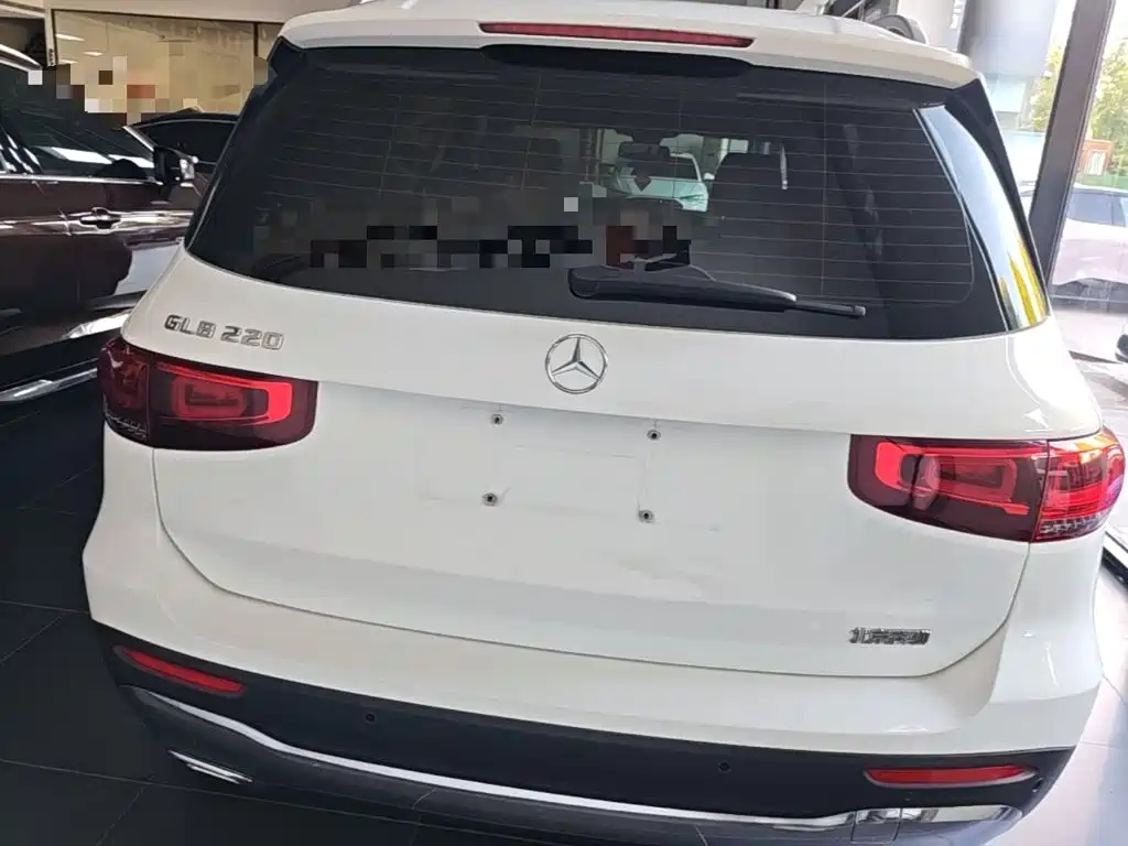 Mercedes-Benz GLB — миниатюра 6