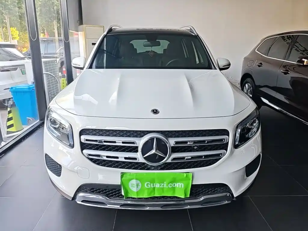Mercedes-Benz GLB — миниатюра 3