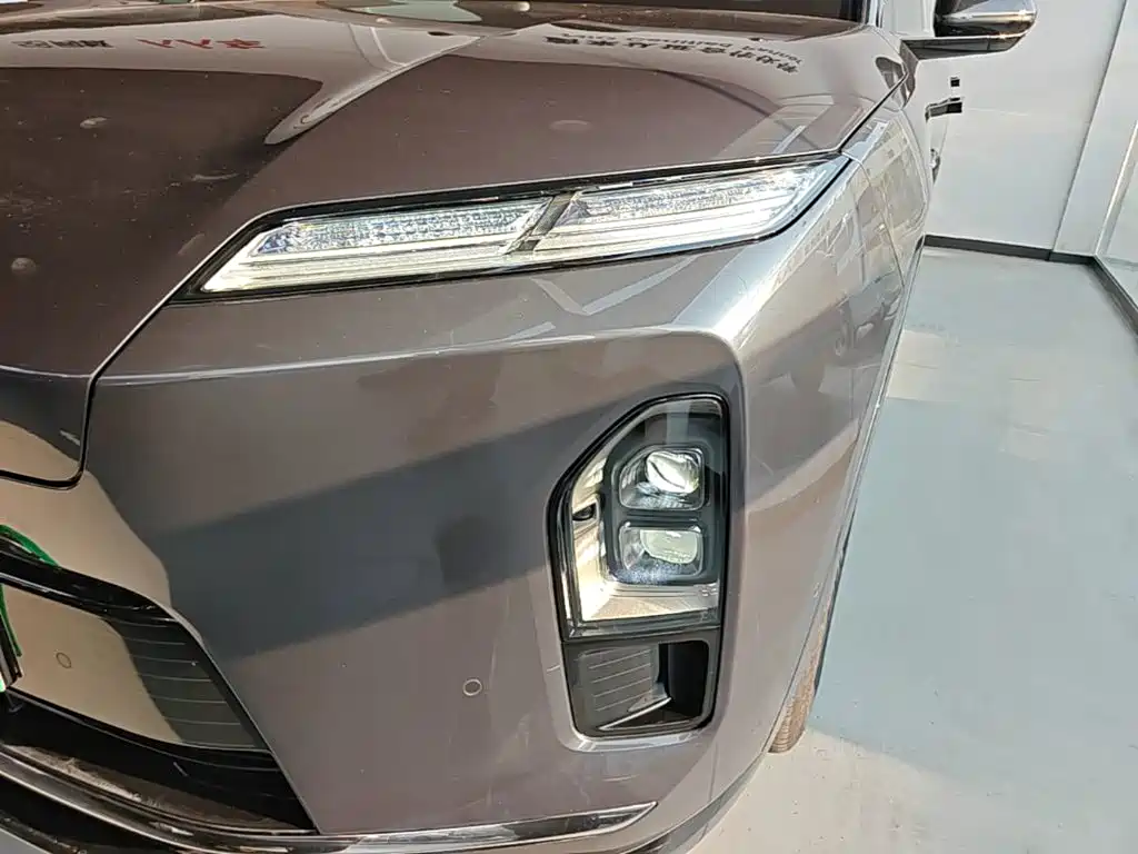 NIO ES8 — миниатюра 24
