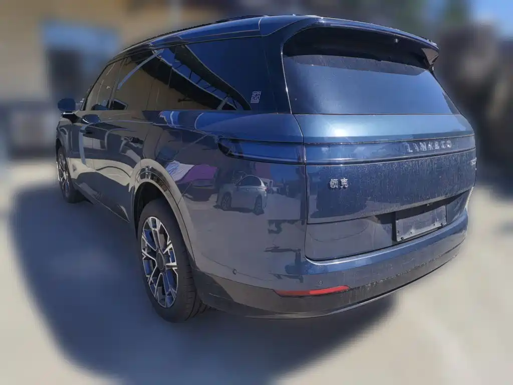 Lynk & Co 900 — миниатюра 4