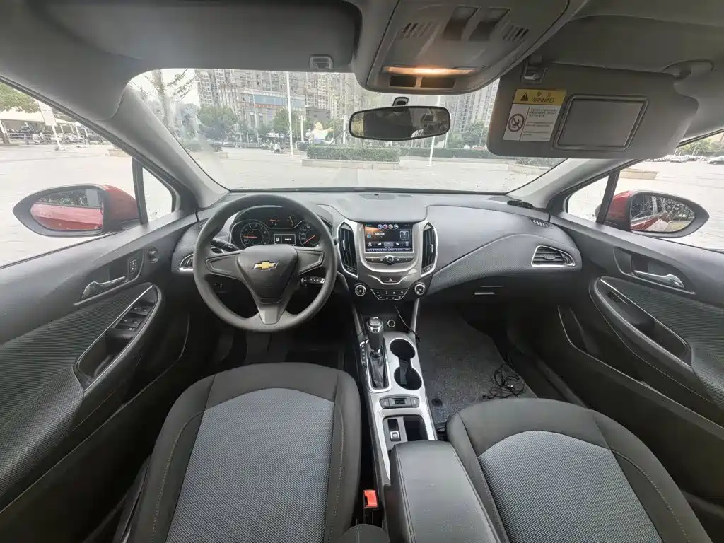 Chevrolet Cruze — миниатюра 11