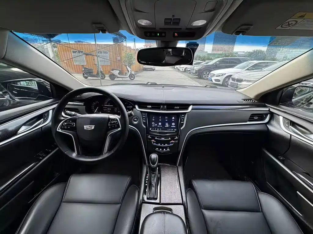 Cadillac XTS — миниатюра 6