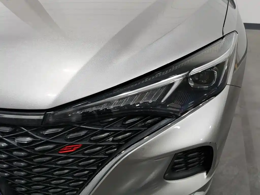 Changan Eado — миниатюра 7