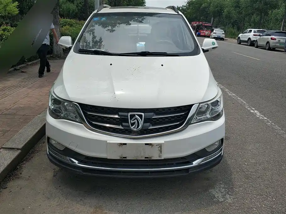 Baojun 730 2016 1.5T MT Luxury 7 мест