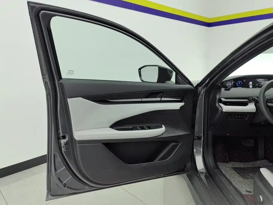 Changan UNI-V iDD — миниатюра 7