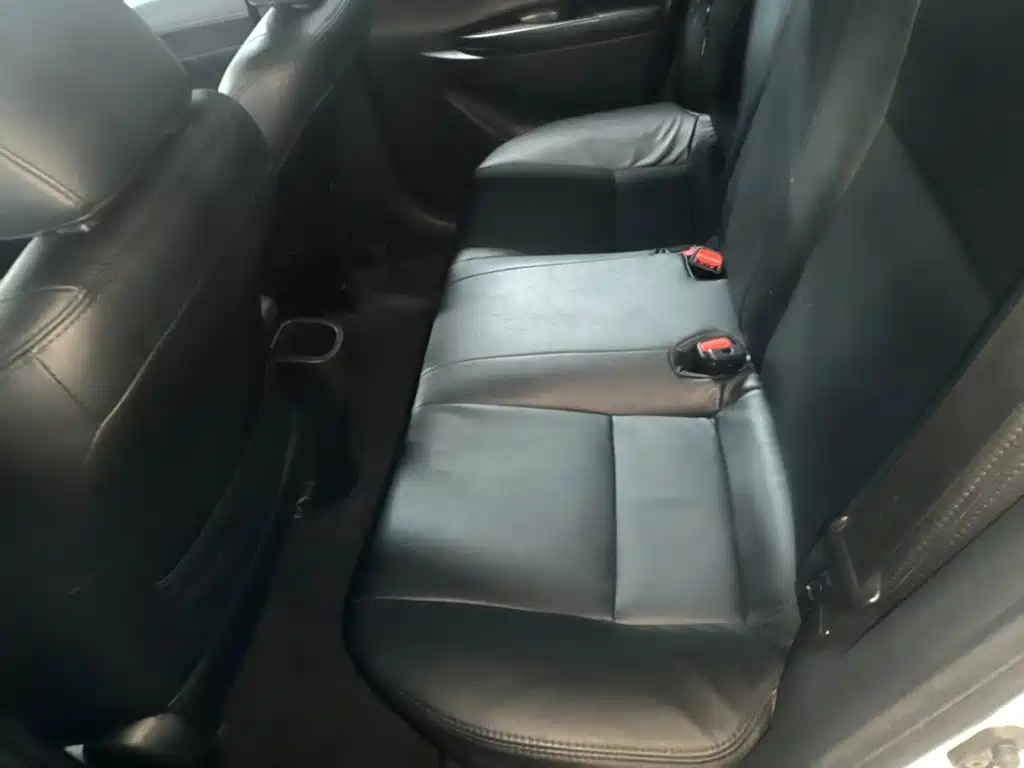 Toyota Yaris L — миниатюра 17