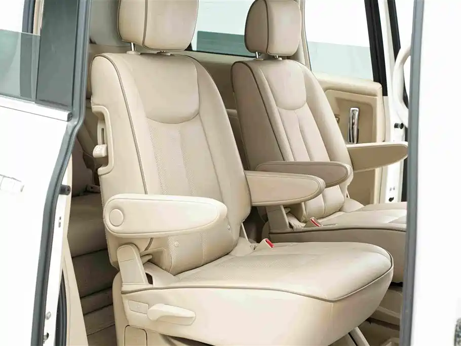 Nissan Quest — миниатюра 24