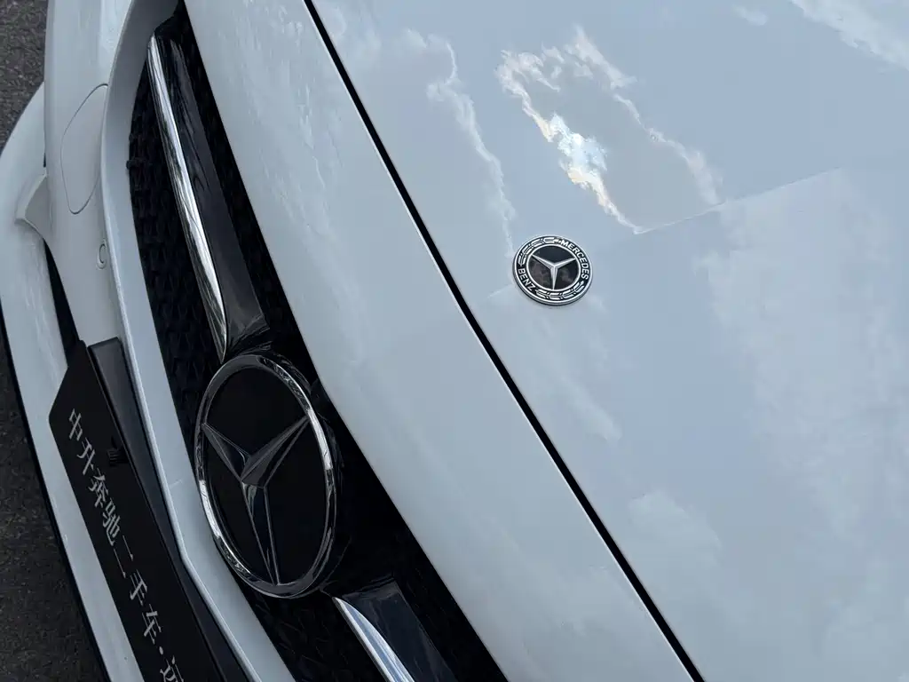 Mercedes-Benz C-Class — миниатюра 12
