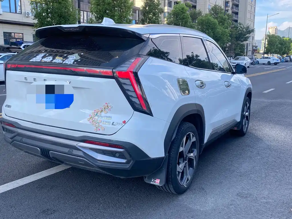 Geely Boyue L — миниатюра 12