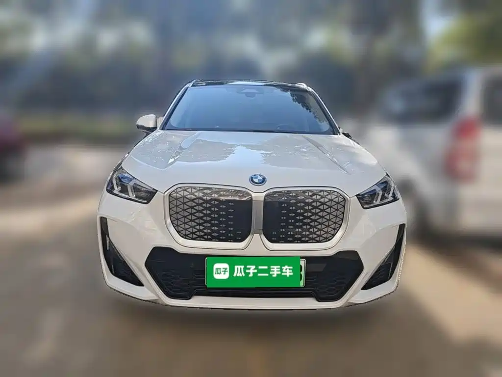 BMW iX1 — миниатюра 24