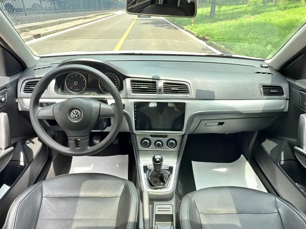Volkswagen Lavida — миниатюра 8