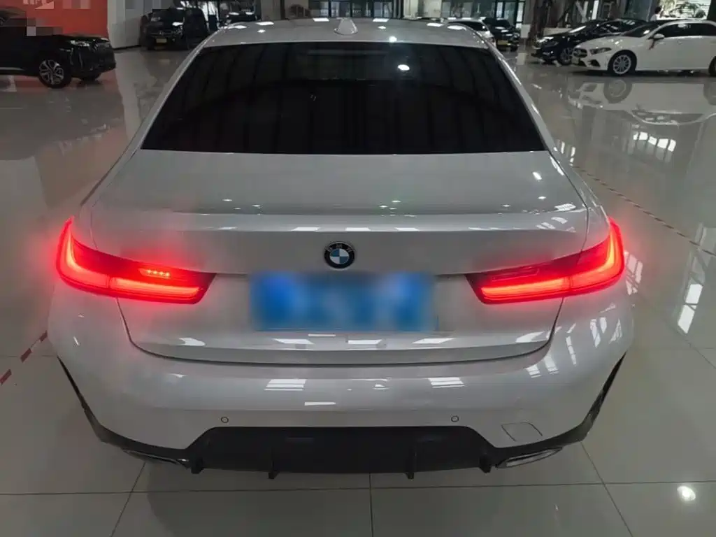 BMW 3 Series — миниатюра 6