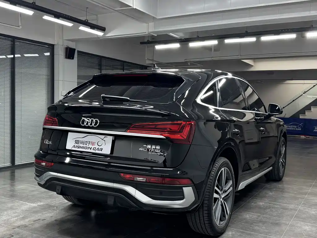 Audi Q5L Sportback — миниатюра 7