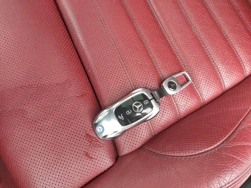 Mercedes-Benz C-Class (Import) — миниатюра 9