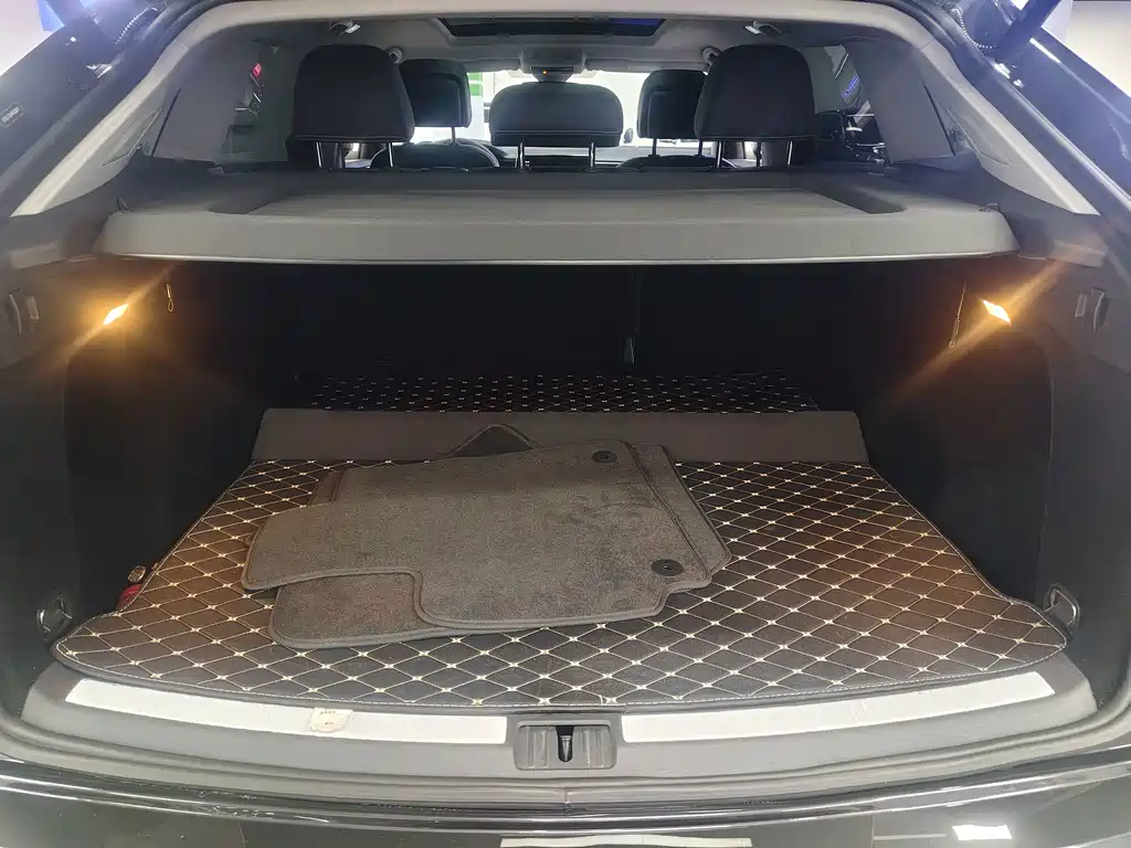 Volkswagen Teramont — миниатюра 12