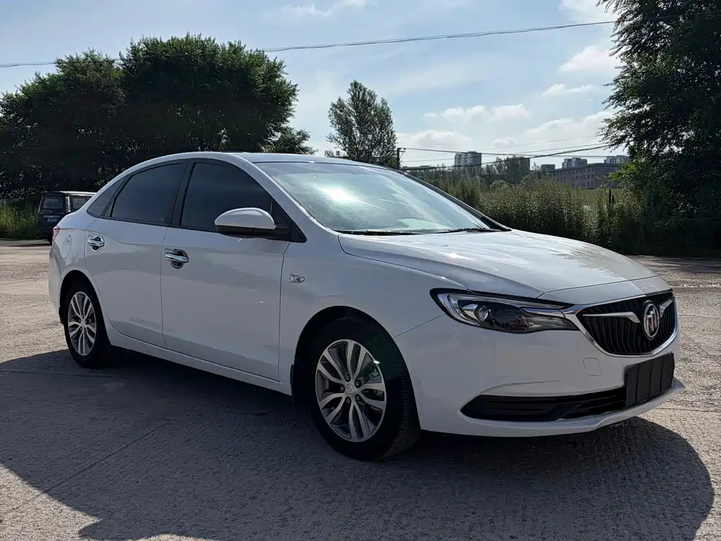 Buick Excelle — миниатюра 3
