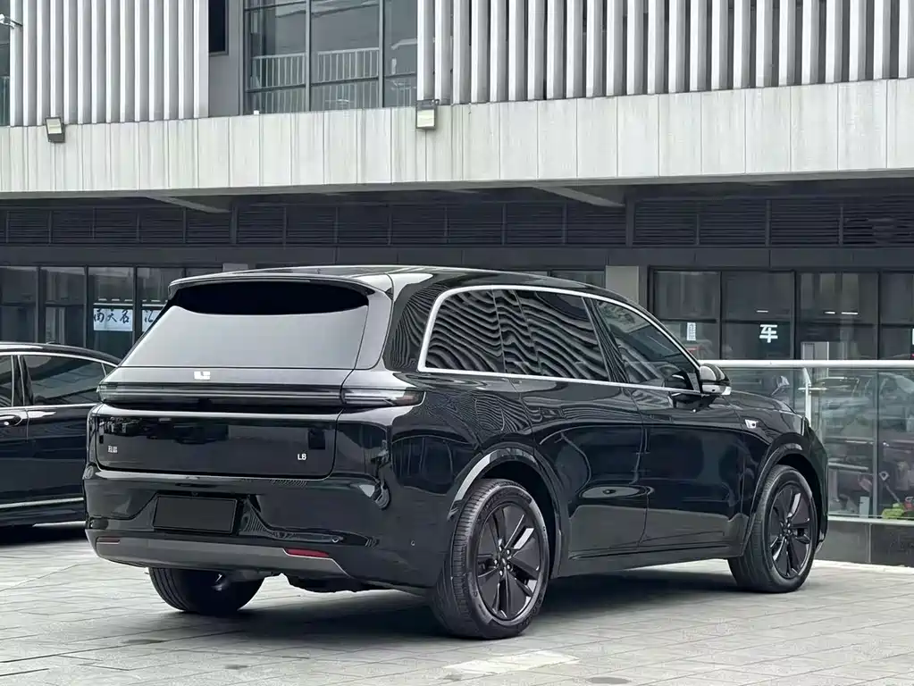 Li Auto Li L8 — миниатюра 10
