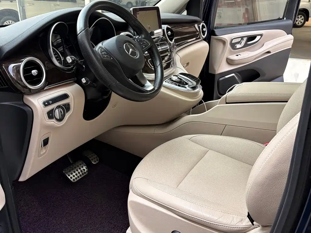 Mercedes-Benz V-Class — миниатюра 5