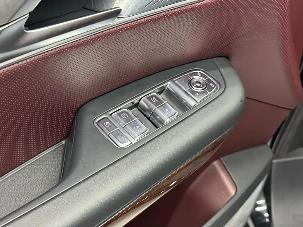 Hongqi Hongqi HQ9 — миниатюра 8
