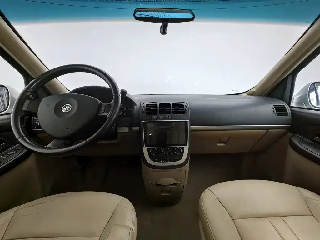 Buick GL8 — миниатюра 5