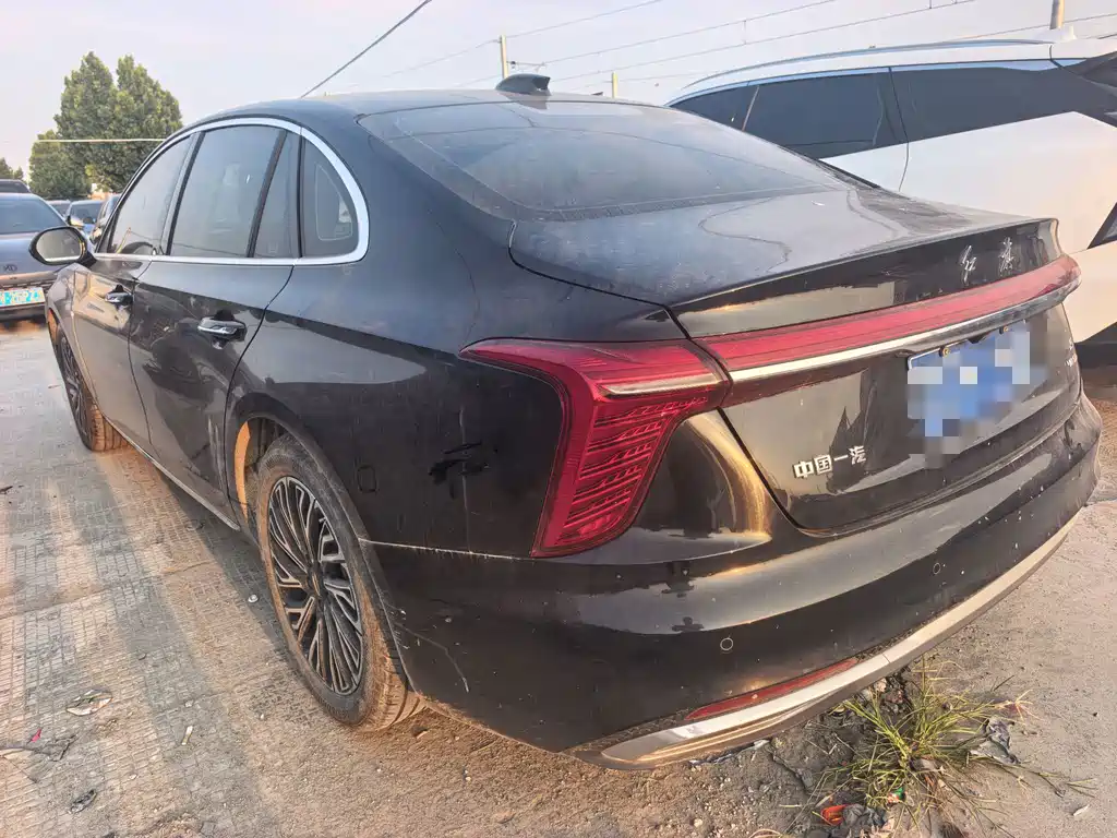 Hongqi Hongqi H5 — миниатюра 9