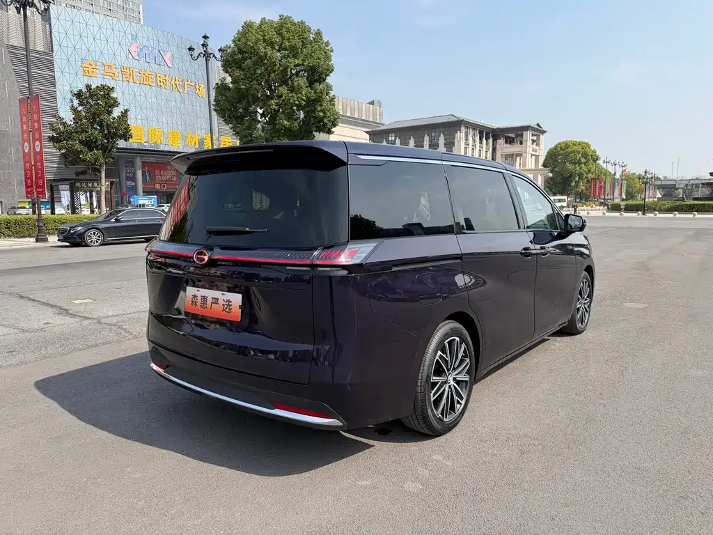 GAC Motor Trumpchi E8 PHEV — миниатюра 18