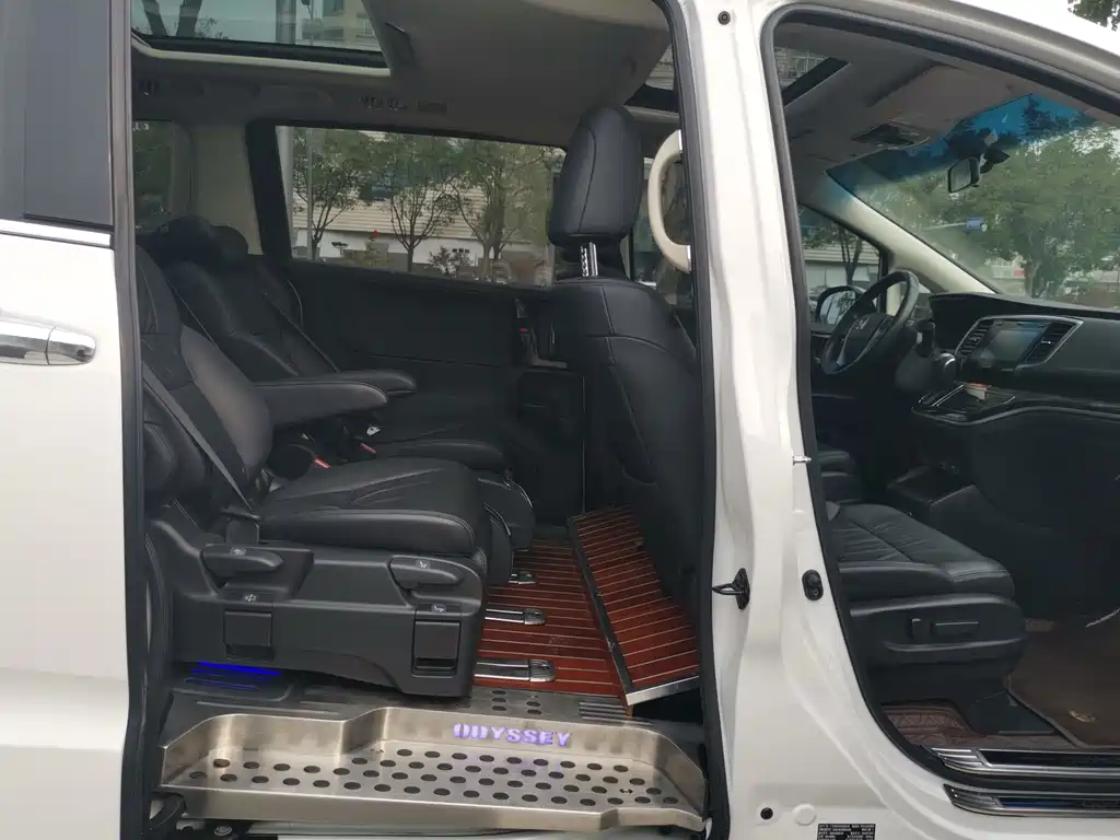 Honda Odyssey — миниатюра 9